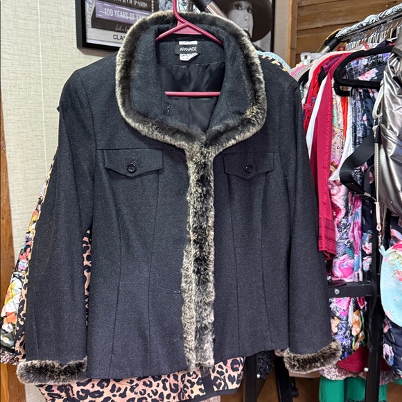 Apanage Jacket With Rabbit Fur Size US8 - Picture 2 of 2
